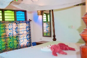 Coffres-forts dans les chambres, décoration personnalisée, Wi-Fi gratuit