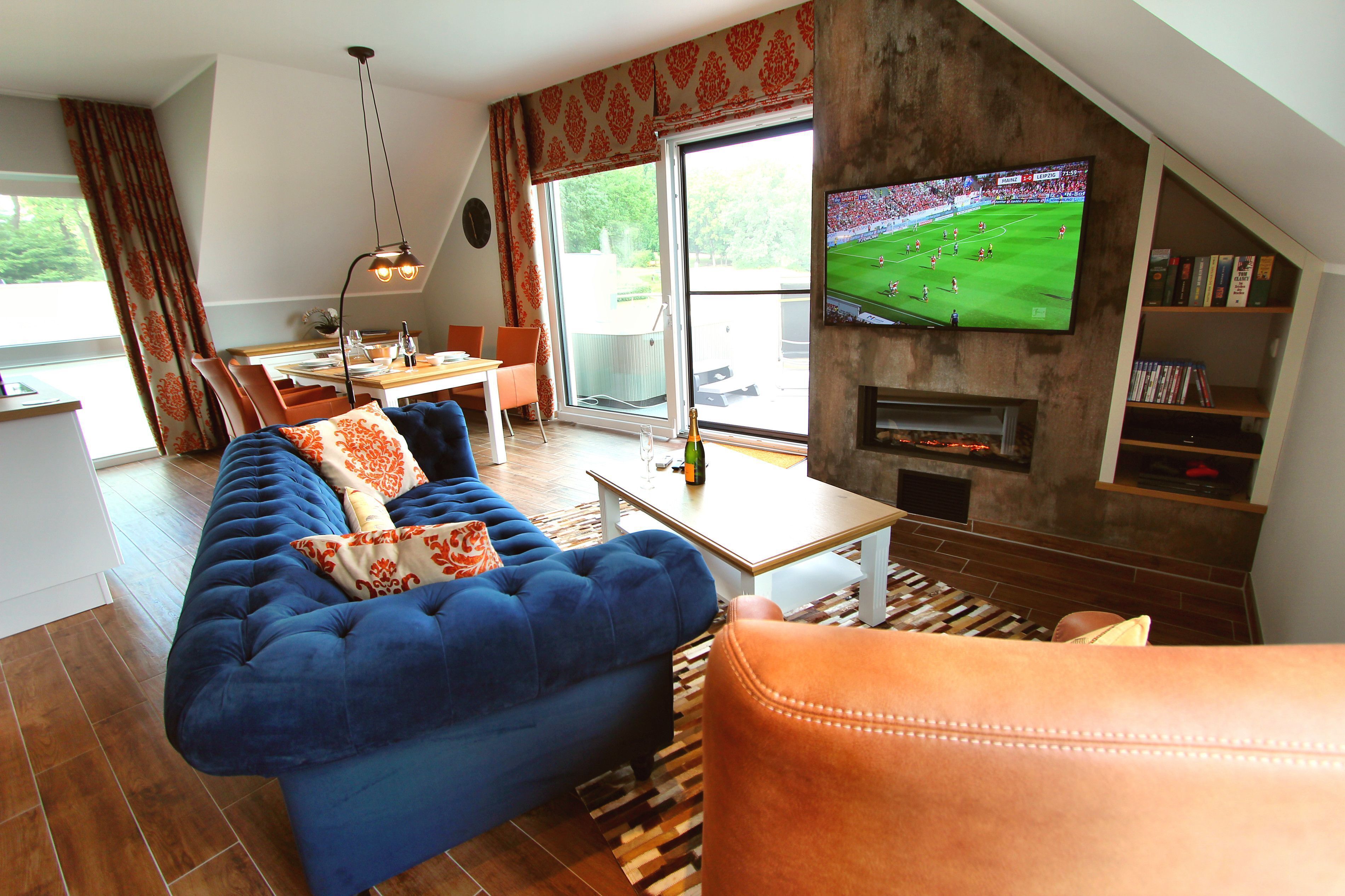 Televisión, chimenea y videojuegos 