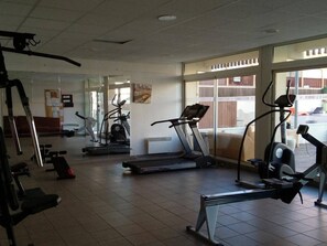 Fitness facility - Studio with Pool, Gym & Pet-Friendly, 800m from Beach - Sleeps 2 (Cap d'Agde)