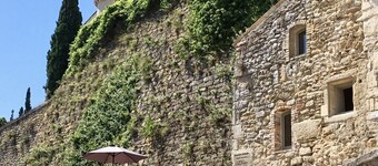 HOMAN house on the castle ramparts with romantic garden/terrace