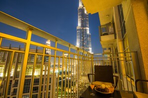 Balcony - Luxury Burj Khalifa View Downtown (Dubai)