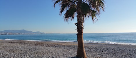 Vlak bij het strand