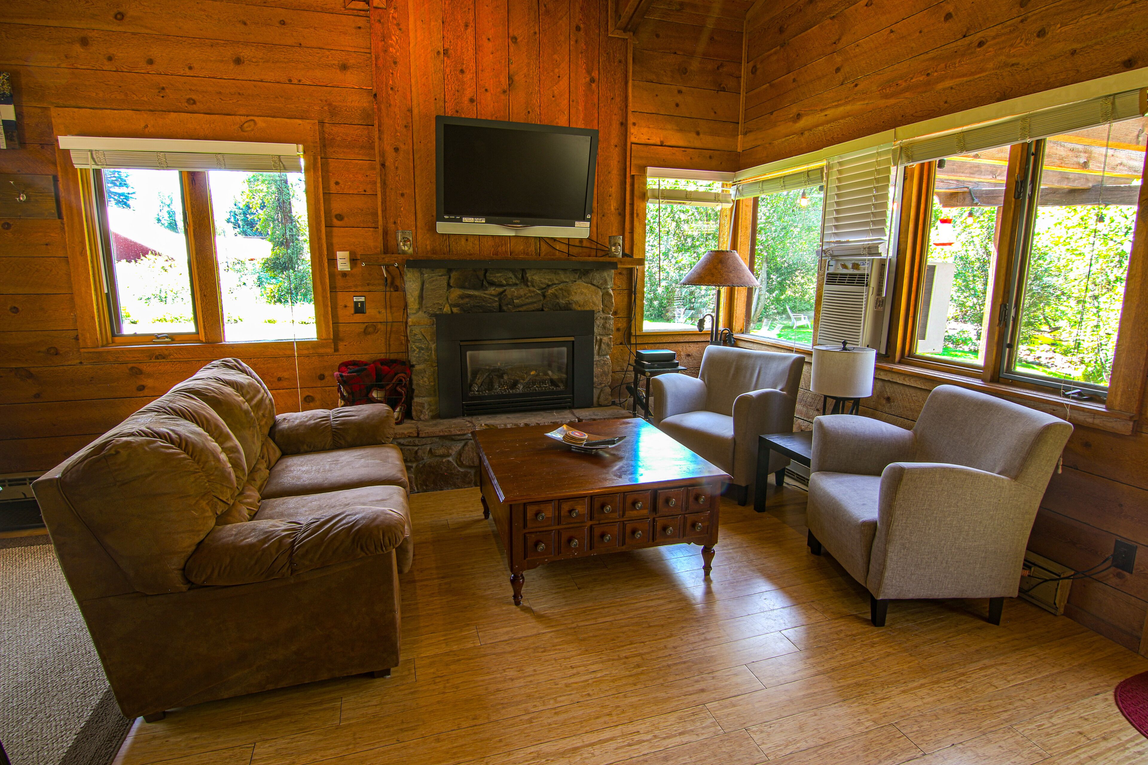 智能电视、壁炉、打印机