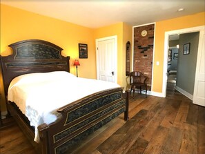 4 Schlafzimmer, Schreibtisch, Bügeleisen/Bügelbrett, kostenloses WLAN
