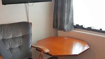 Bureau, Wi-Fi gratuit, draps fournis