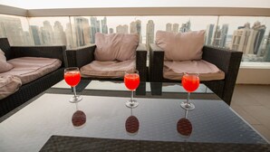 Unclassified image, 4 of 29, button - Dream apartment with skyline sea view (Dubai)