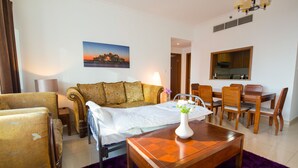 Unclassified image, 5 of 29, button - Dream apartment with skyline sea view (Dubai)