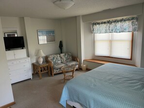 Unclassified image, 4 of 33, button - Free Heated Pool, Hot Tub, Rec. room! Beach! (Corolla)