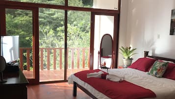 2 Schlafzimmer, Bügeleisen/Bügelbrett, Bettwäsche