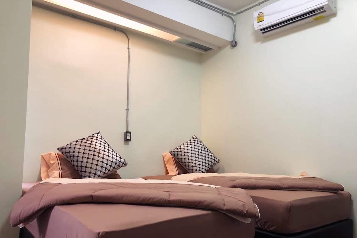 Superior Twin Room | Soundproofing, WiFi (free), bed sheets