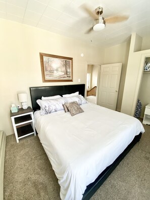 2 Schlafzimmer, Bügeleisen/Bügelbrett, Reisekinderbett, WLAN