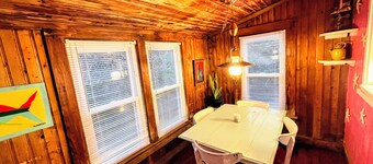 Cozy Cute Historic - Seaspray Cottage #3