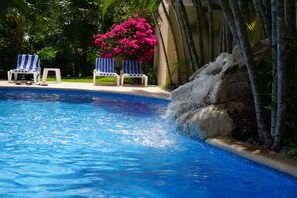Outdoor pool, a heated pool