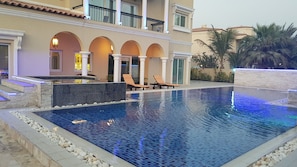 Piscina externa