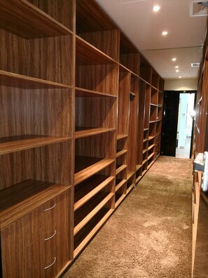 Luxury Villa, 6 Bedrooms | Room amenity - Luxury 750m2 resort - The Blue Villa (Dubai)