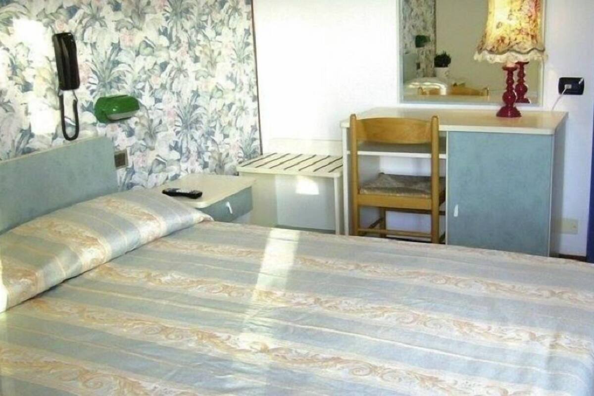 In-room safe, cots/infant beds, free WiFi
