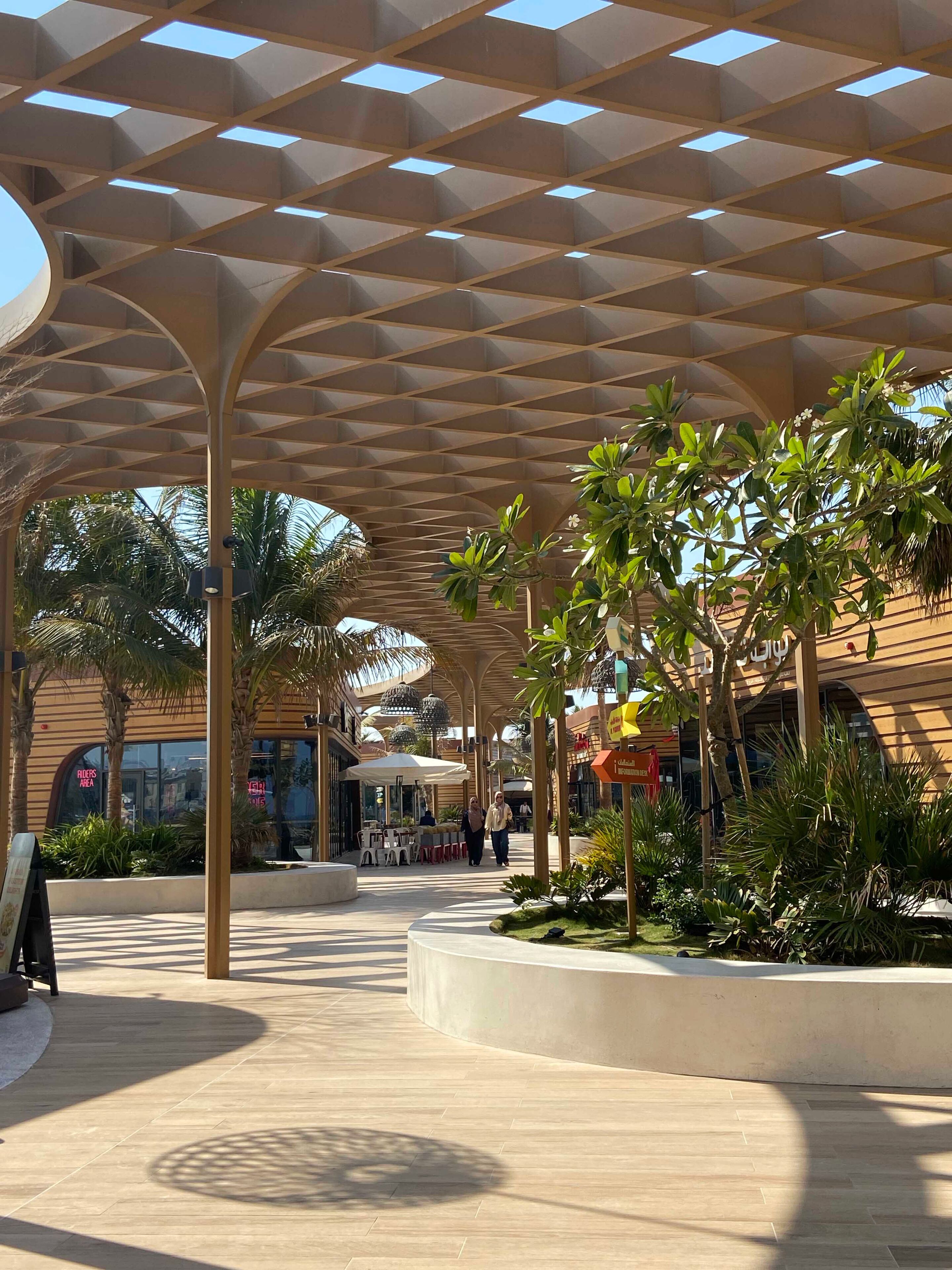 beach nearby, free beach shuttle