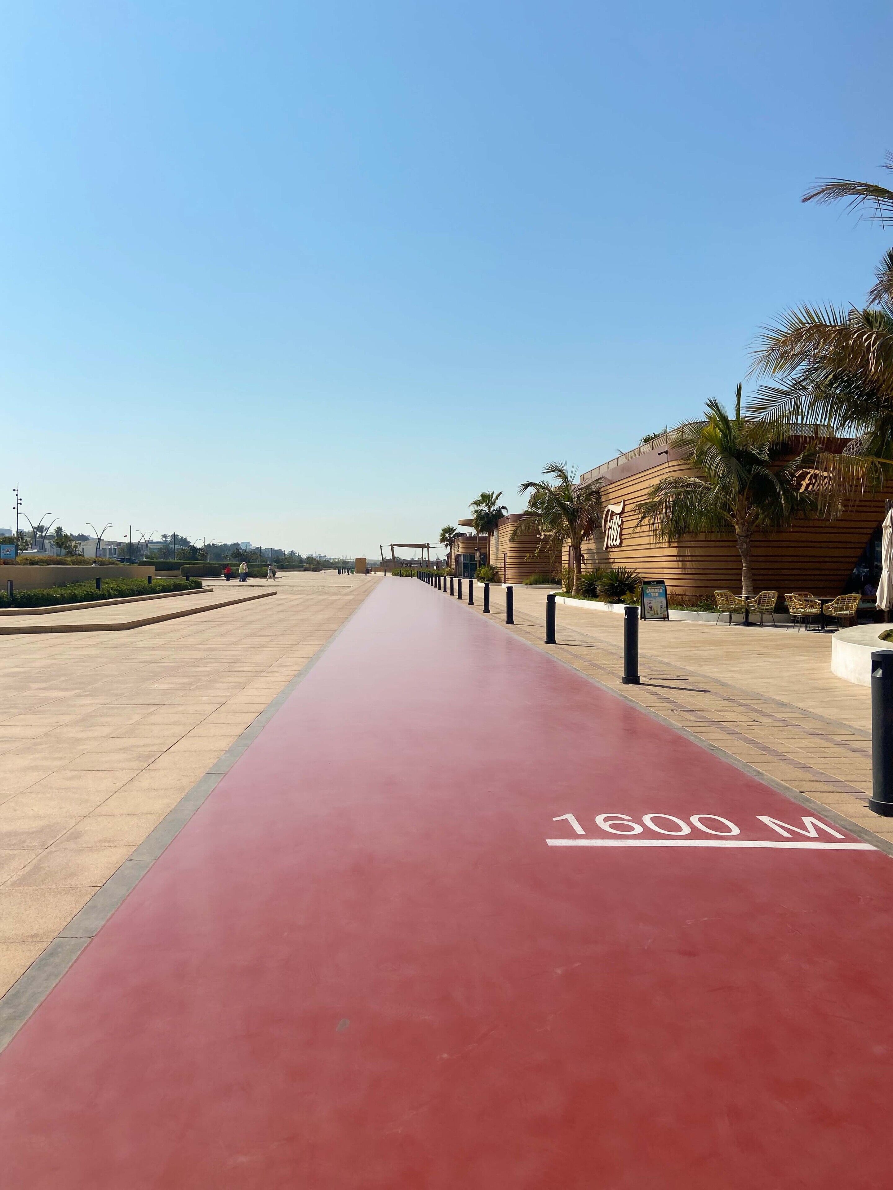 beach nearby, free beach shuttle