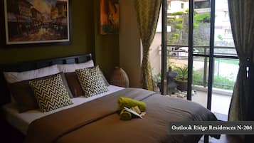 Family Condo, 2 Bedrooms, Accessible | 2 bedrooms, minibar, in-room safe, iron/ironing board