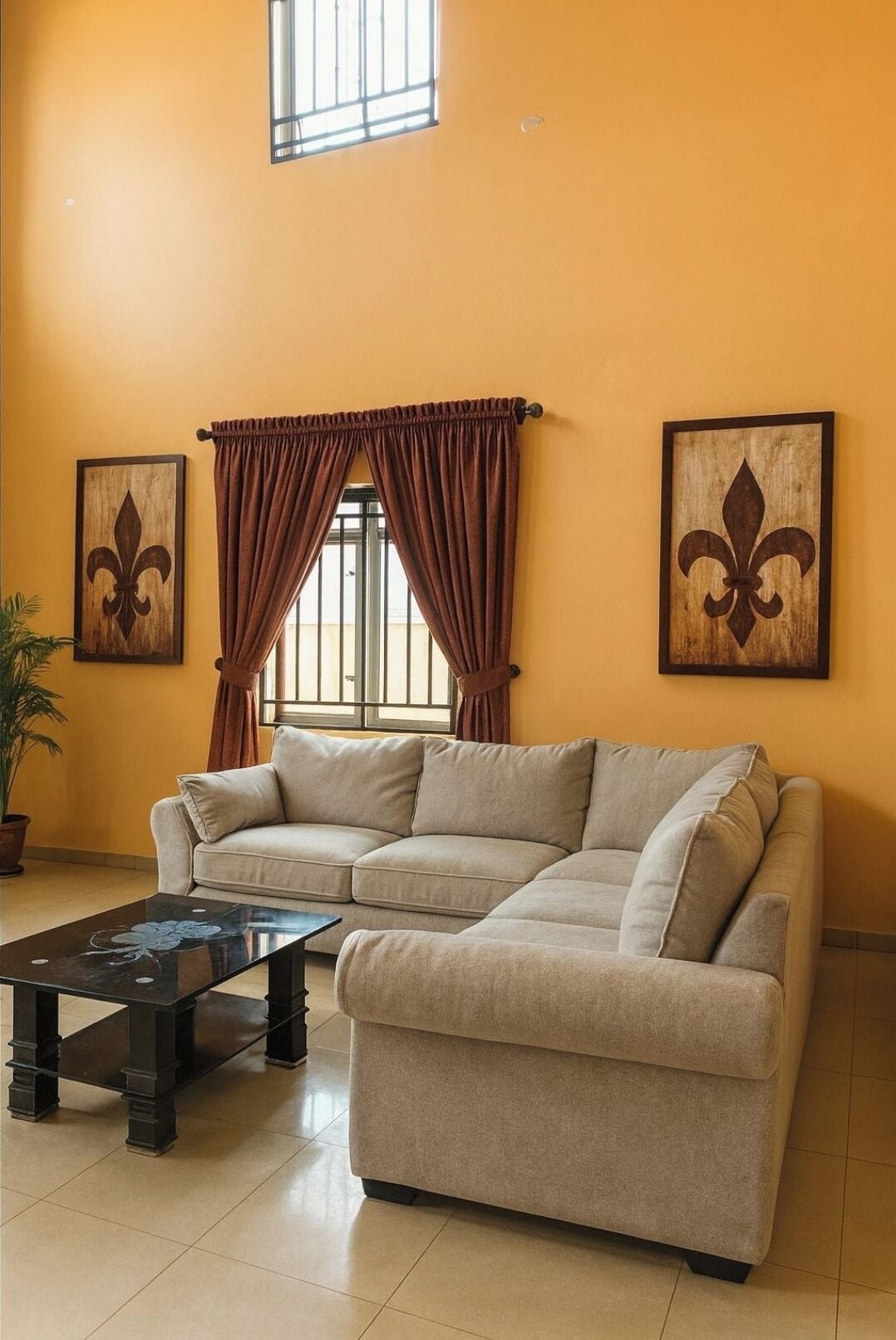 Business Room, 1 Queen Bed, Non Smoking | Living area | 32-inch flat-screen TV with cable channels, TV