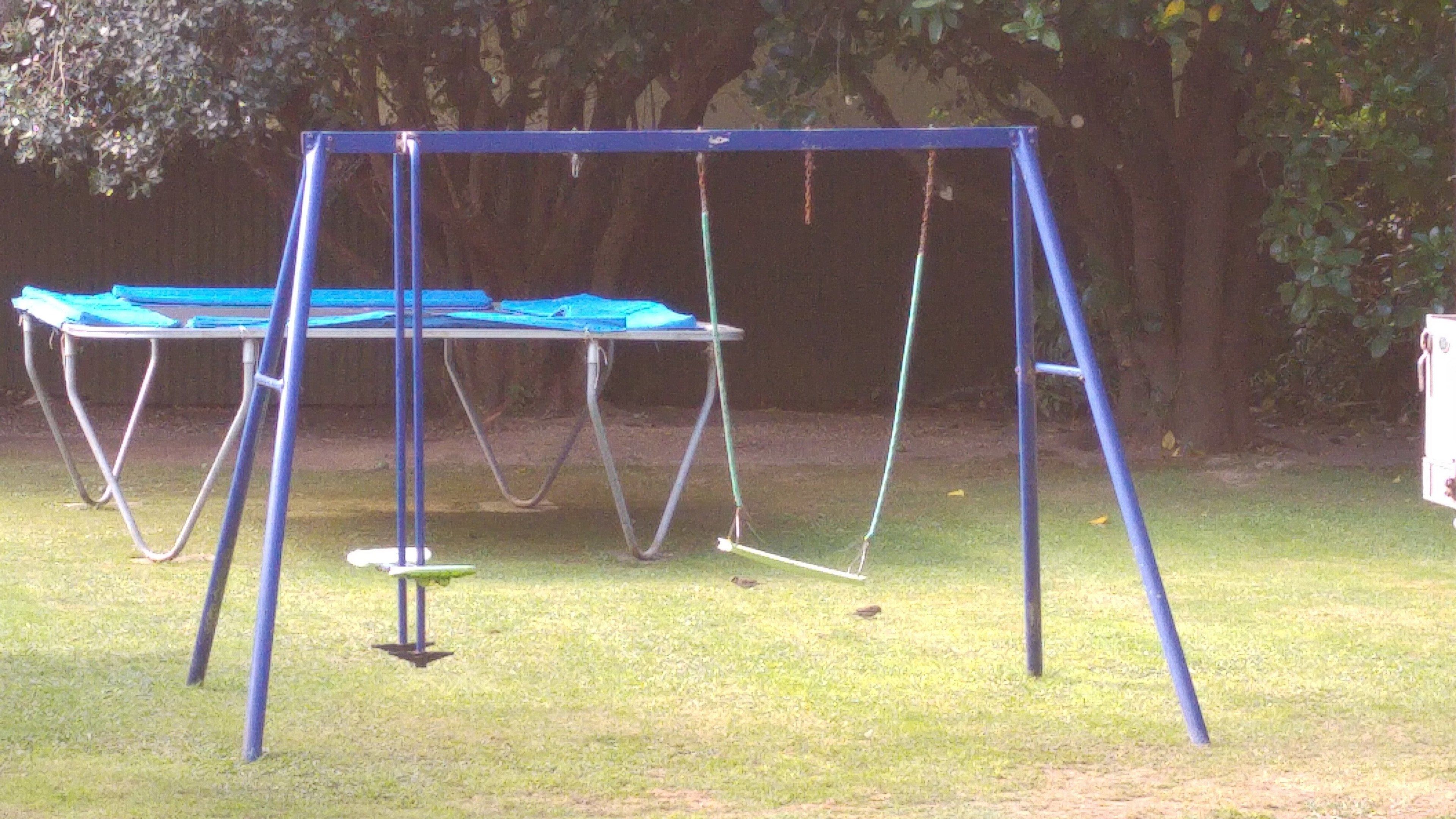 子供用の遊び場 - 屋外
