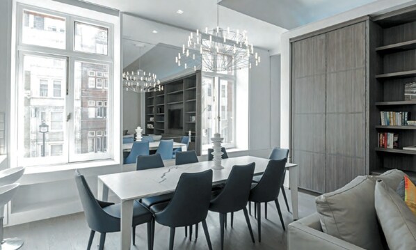 Lägenhet - 2 sovrum - icke-rökare | Vardagsrum | Platt-tv