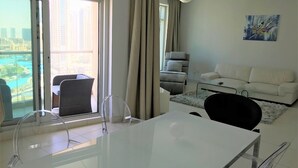 Apartment, 2 Bedrooms (1302) | In-room dining - Yanjoon Holiday Homes - The Lofts (Dubai)