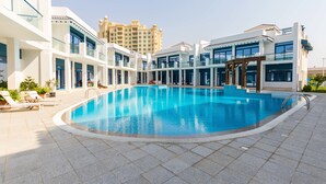 Unclassified image, 3 of 28, button - Yanjoon Holiday Homes - Palma Residence (Dubai)