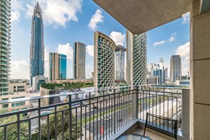 Deluxe Apartment, 1 Bedroom, City View | View from room - Yanjoon Holiday Homes - Standpoint Tower (Dubai)