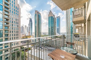 Deluxe Apartment, 1 Bedroom, Pool View | In-room safe, iron/ironing board, free WiFi