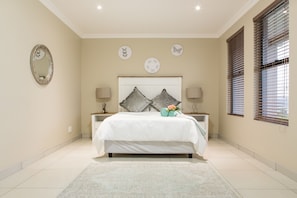 Apartment, 4 Bedrooms | Frette Italian sheets, premium bedding, down comforters