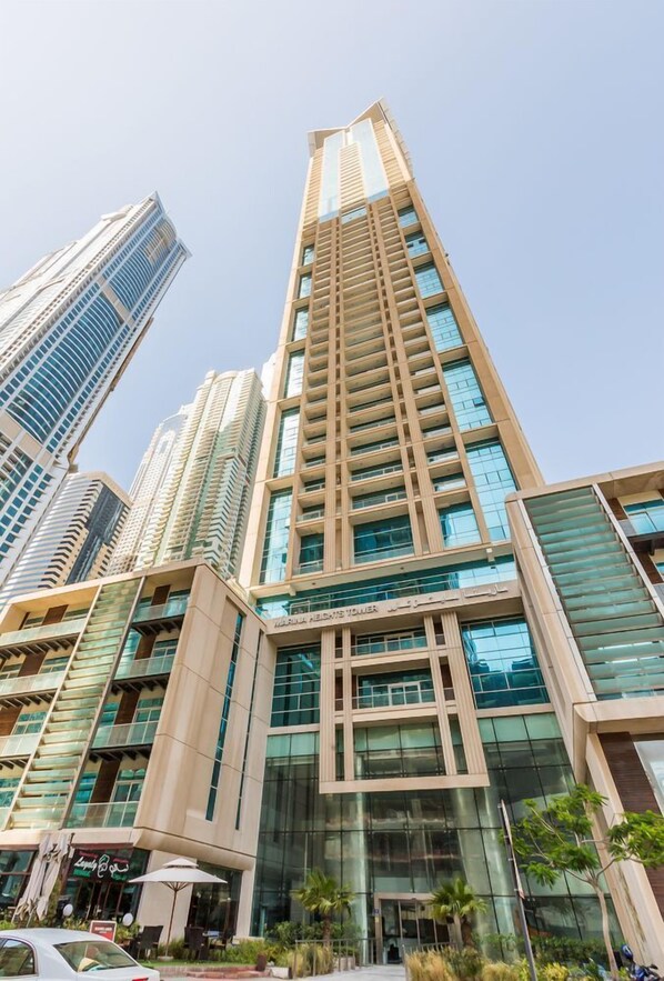 Exterior - Yanjoon Holiday Homes - Marina Heights (Dubai)