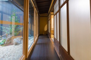 Traditional House, 3 Bedrooms, Non Smoking, Private Bathroom | 3 bedrooms, individually decorated, individually furnished, free WiFi - KumoMachiya Kazahaya (Kyoto)