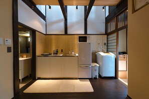 Private kitchenette - KumoMachiya Goshominami (Kyoto)
