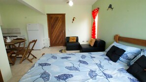 ห้องเบสิกดับเบิล | 1 ห้องนอน, Wi-Fi ฟรี, ผ้าปูที่นอน