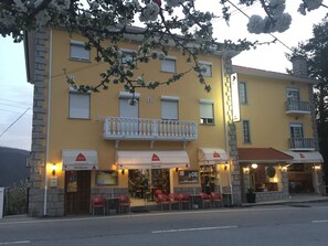 Entrée de l’hébergement