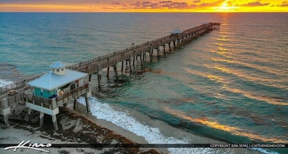 JupRent's - Beachy Keen - 2Bed/2Bath -Jupiter - Beach Pool Golf Fishing Biking