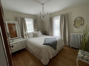 4 Schlafzimmer, Bügeleisen/Bügelbrett, Reisekinderbett, kostenloses WLAN