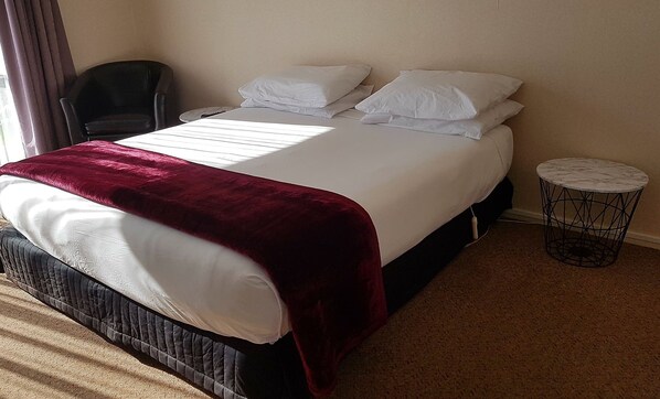 Wifi gratis y ropa de cama 