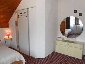 1 chambre, Wi-Fi gratuit, draps fournis