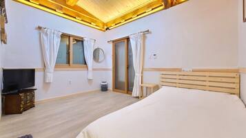 Standard Double Room | Free WiFi