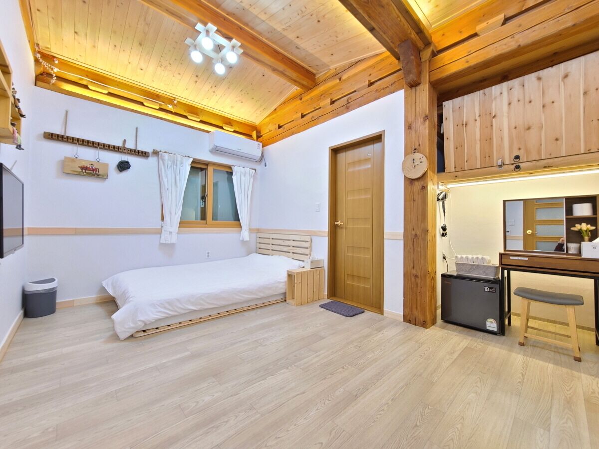 Basic Double Room | Free WiFi