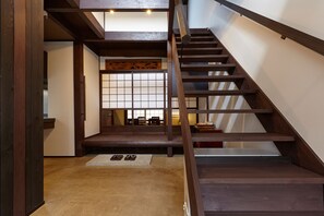 Interior entrance - Kyoyadoya Oyado Ichi (Kyoto)