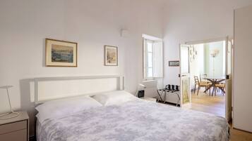 2 chambres, fer et planche Ă repasser, lit parapluie, Wi-Fi gratuit