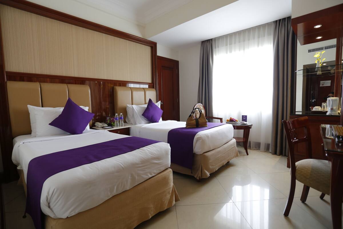 1 dormitorio, ropa de cama de alta calidad, edredones de plumas