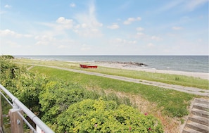 Tæt på stranden, fiskeri