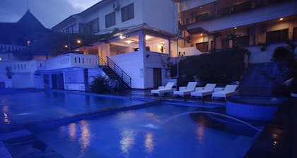 Front One Resort Yogyakarta