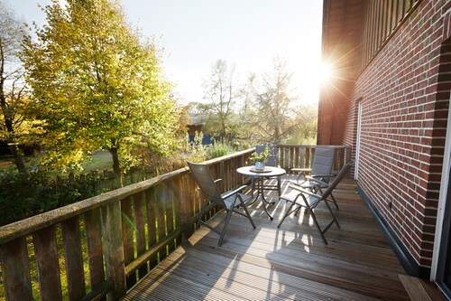 Gartenvilla mit 5 Schlafz. im Norden Hamburgs, viel Platz, viel Natur
