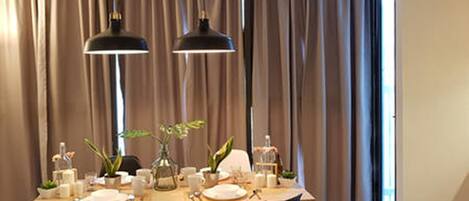 Loft | In-room dining