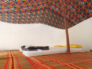 Standard Tent | Rollaway beds, free WiFi, bed sheets